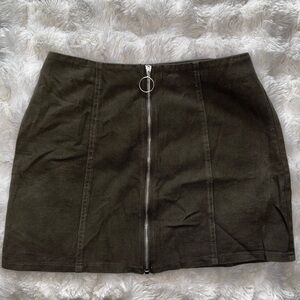 Chloe & Katie Green Corduroy Mini Pencil Skirt